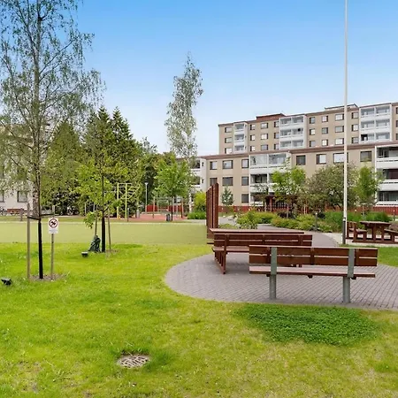 Apartment Cozy 2br Near Sello Mall - Tram, Train & Market *